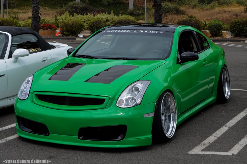 After a while, Cung finally showed up with his sexy sexy "Shrek" g35