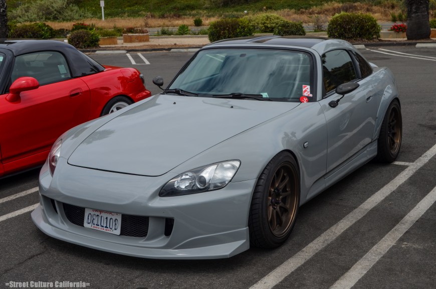 There were a lot of really nice S2k's that showed up including this one. I loved the color/wheel combo.