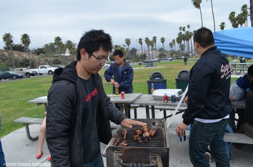 Cung's brother, Dan, was manning the grill. All the team members had to take a turn on the grill but somehow they didnt want me cooking. I'm sure they were just jealous of my awesome cooking skills.