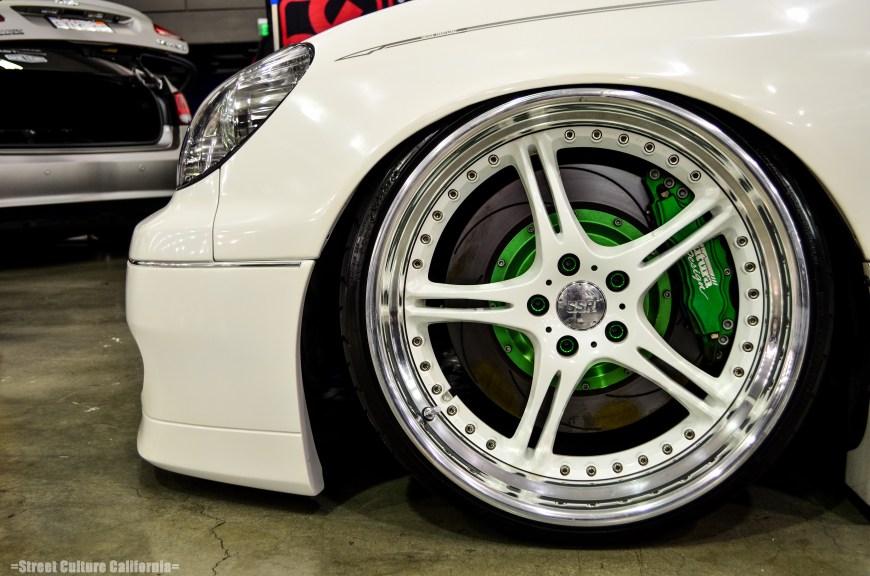 There were so many nice sets of wheels I couldn'd decide which ones to post up, so I just took a random one. This was still a very nice set of fitted SSR's