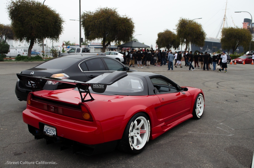 This was the first time I saw Michael Mao's new Madonna kit on his NSX. 